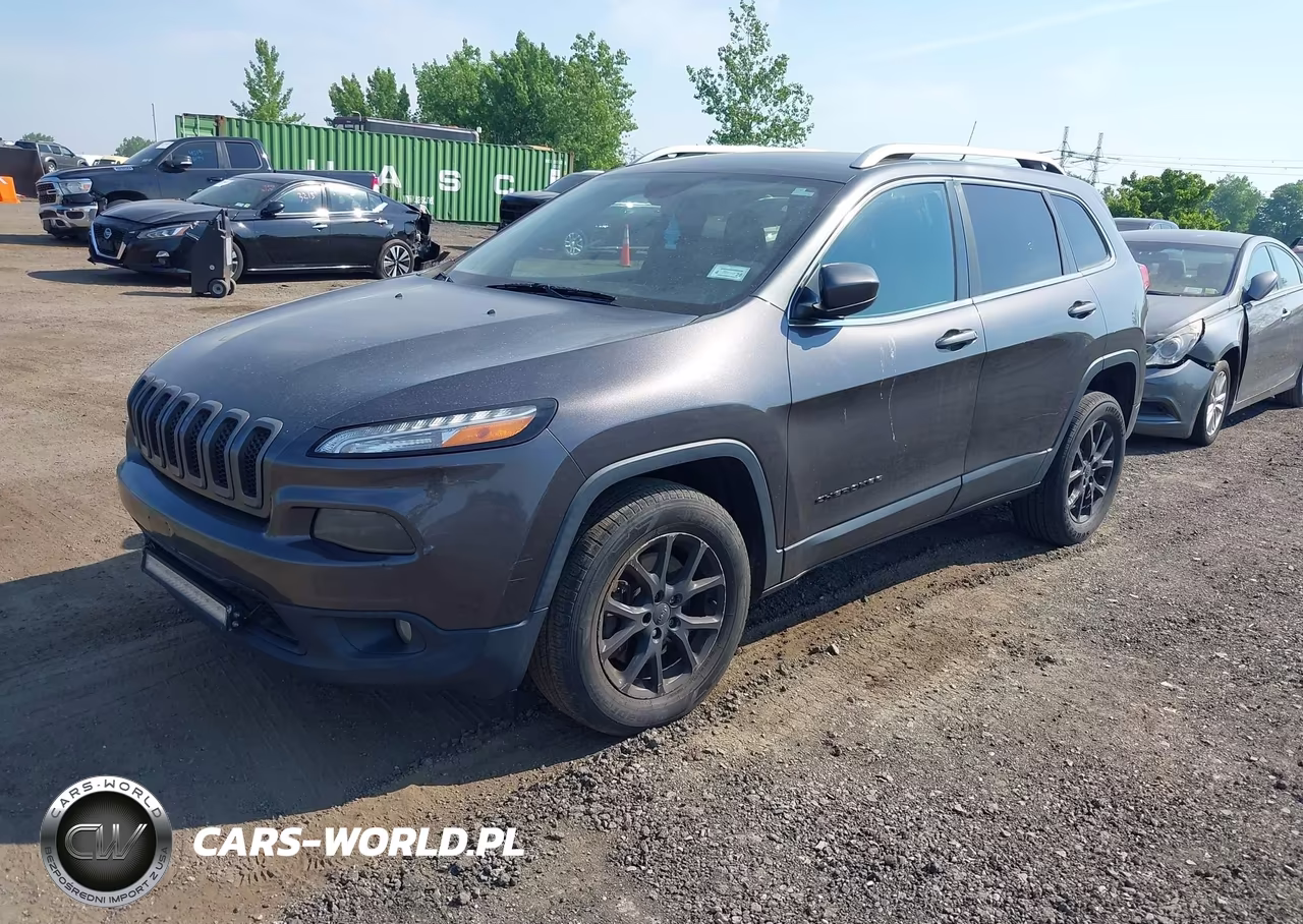2014 Jeep Cherokee Latitude VIN:1C4PJMCS8EW137918 - 2