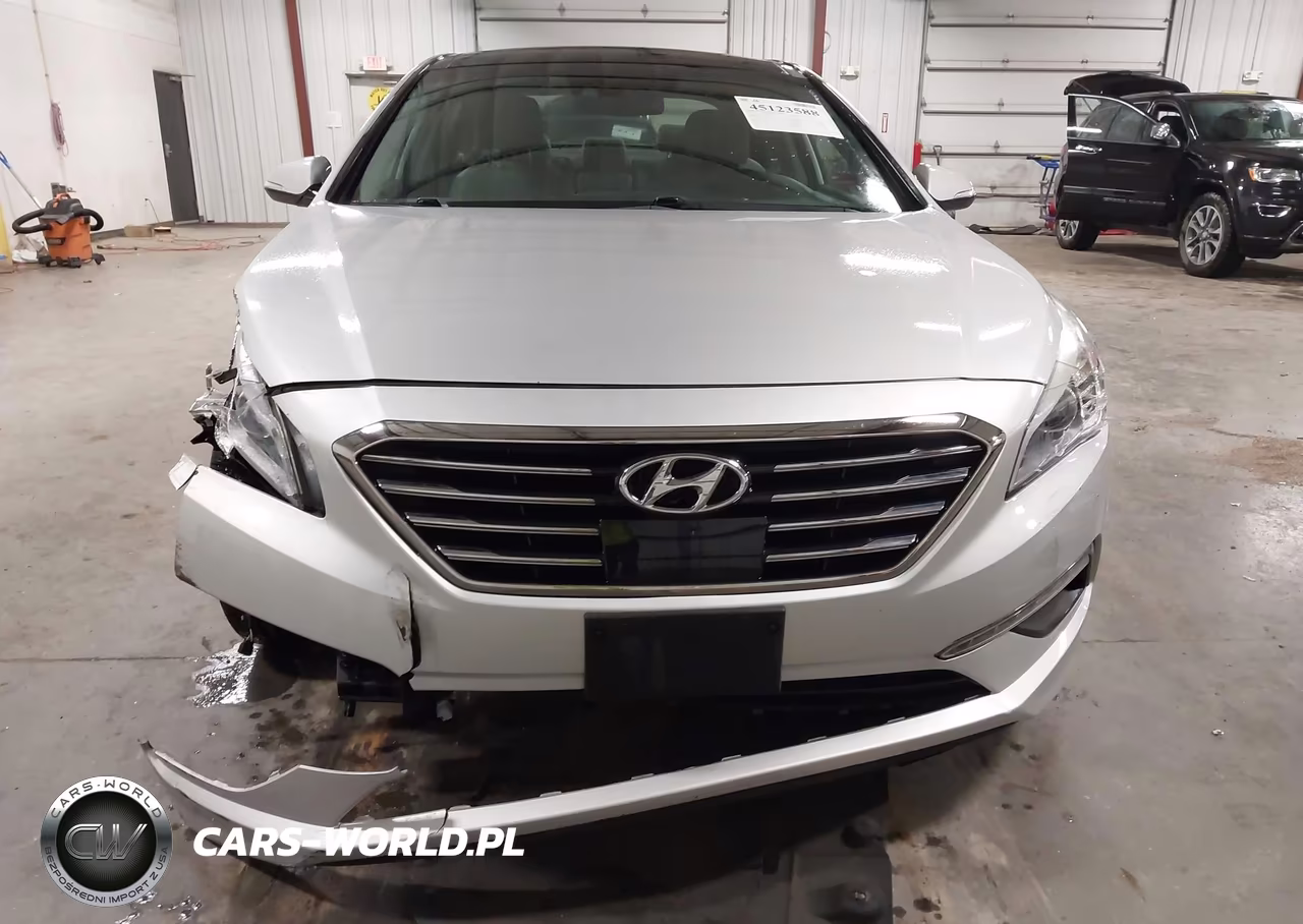 2015 Hyundai Sonata Limited VIN:5NPE34AF4FH026961 - 12