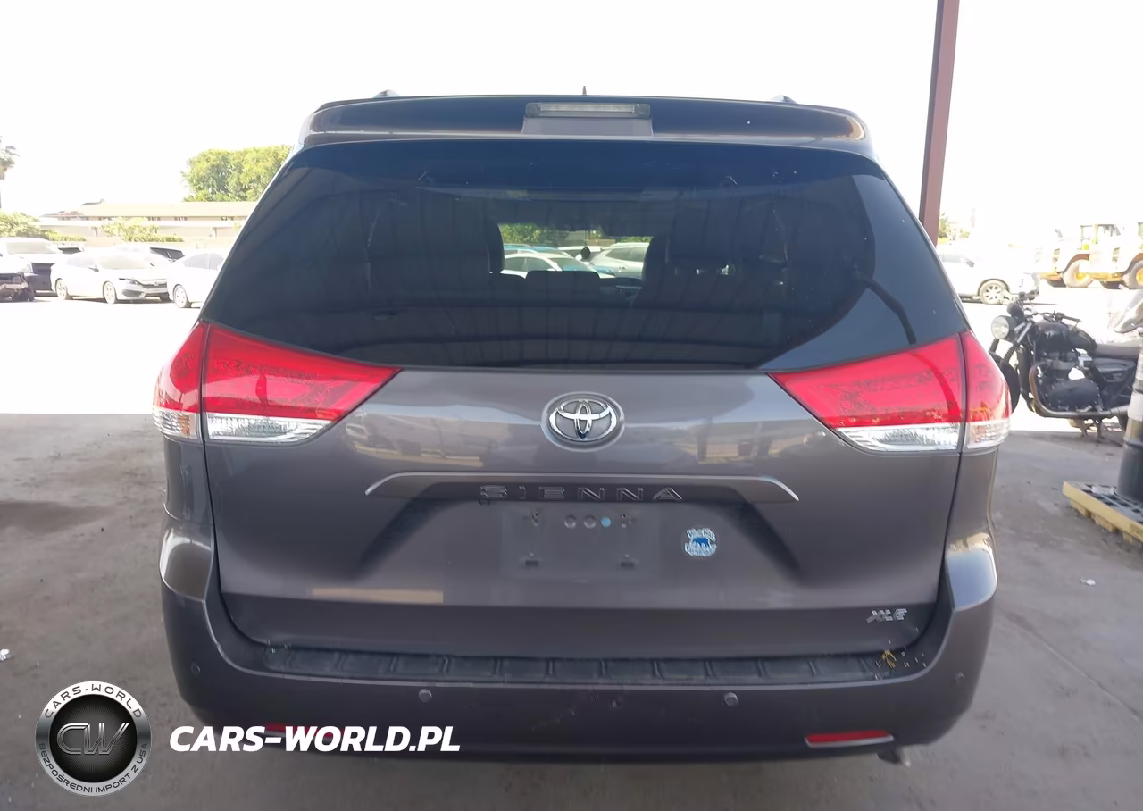 2013 Toyota Sienna Xle V6 8 Passenger VIN:5TDYK3DC7DS321023 - 16