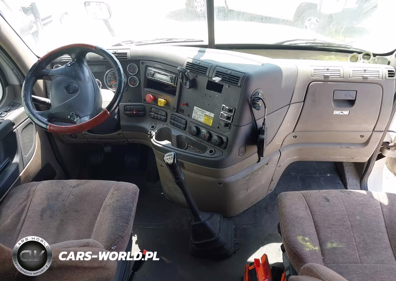 2016 Freightliner Cascadia 125 VIN:1FUJGLD66GLHE0412 - 16