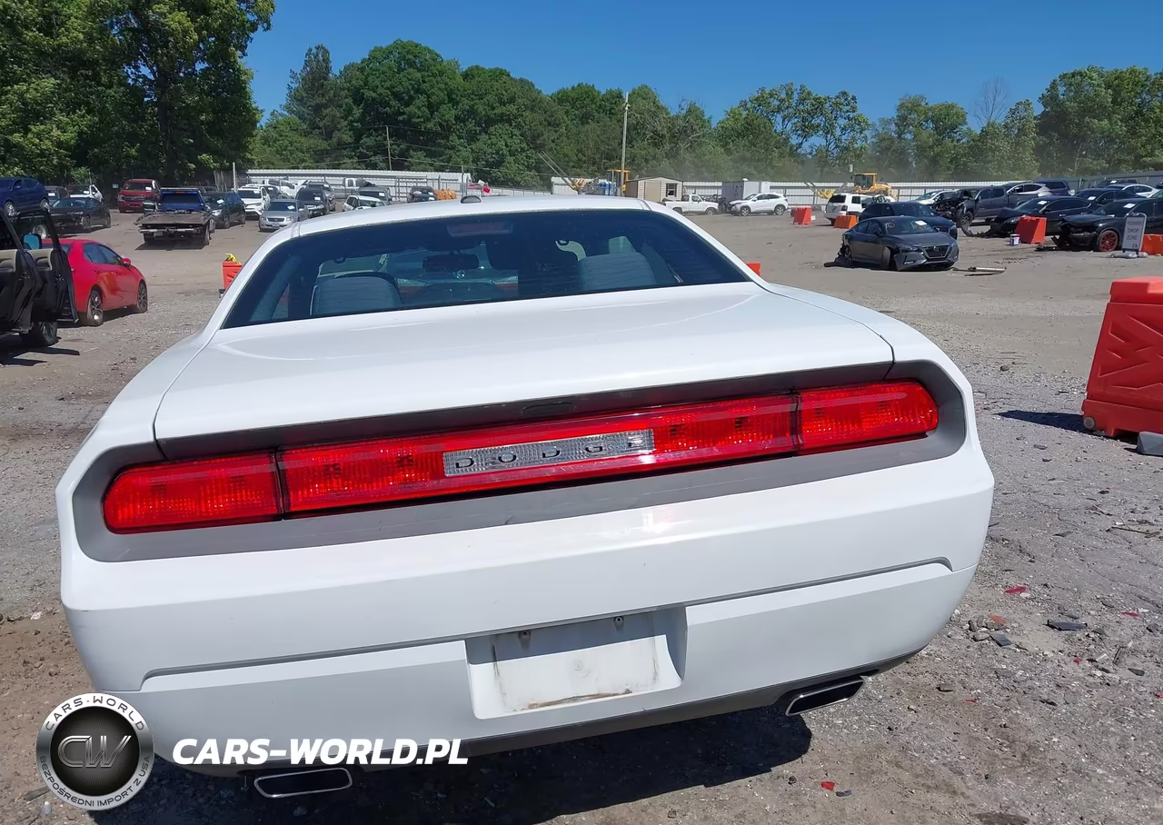 2014 Dodge Challenger Sxt VIN:2C3CDYAG4EH136635 - 16