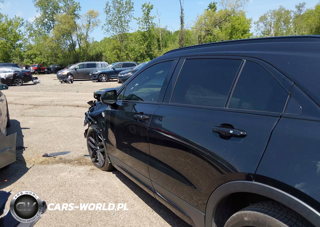 2019 Cadillac Xt4 Sport VIN:1GYFZER44KF199714 - 14
