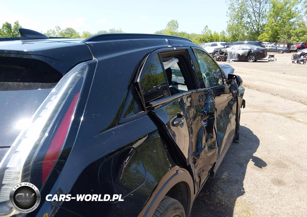 2019 Cadillac Xt4 Sport VIN:1GYFZER44KF199714 - 6
