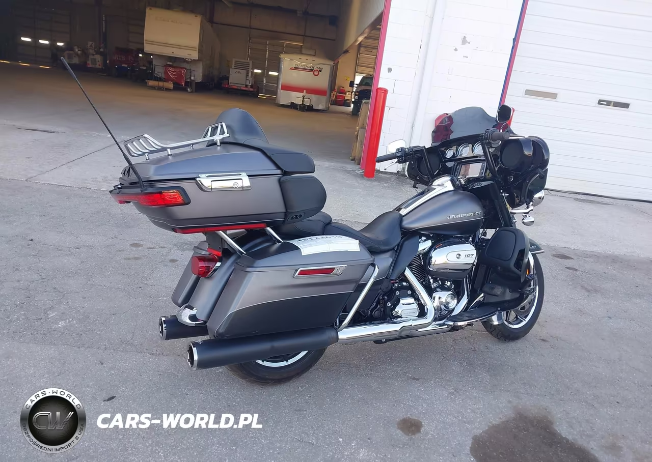 2017 Harley-Davidson Flhtk Ultra Limited VIN:1HD1KED18HB663376 - 4