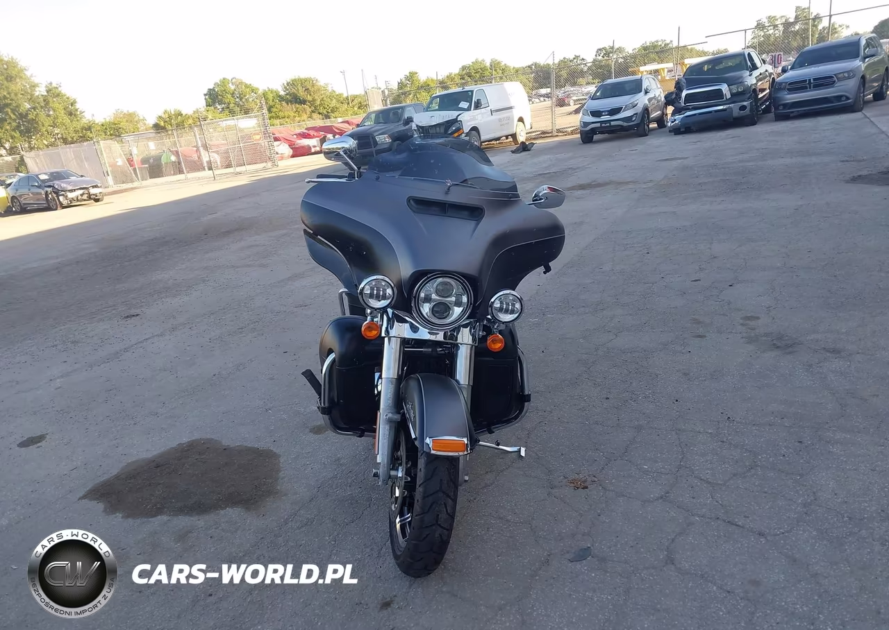 2017 Harley-Davidson Flhtk Ultra Limited VIN:1HD1KED18HB663376 - 5