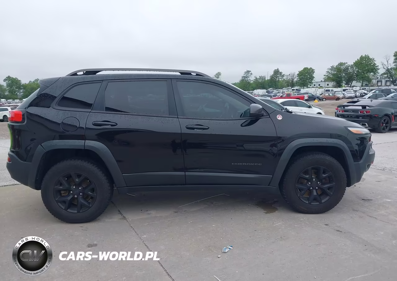 2017 Jeep Cherokee Trailhawk 4X4 VIN:1C4PJMBB3HW588373 - 13