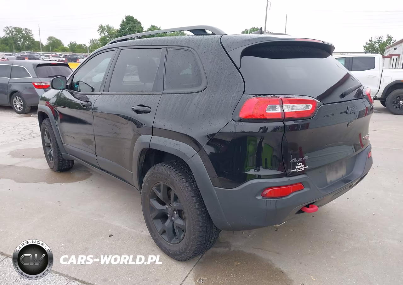 2017 Jeep Cherokee Trailhawk 4X4 VIN:1C4PJMBB3HW588373 - 3