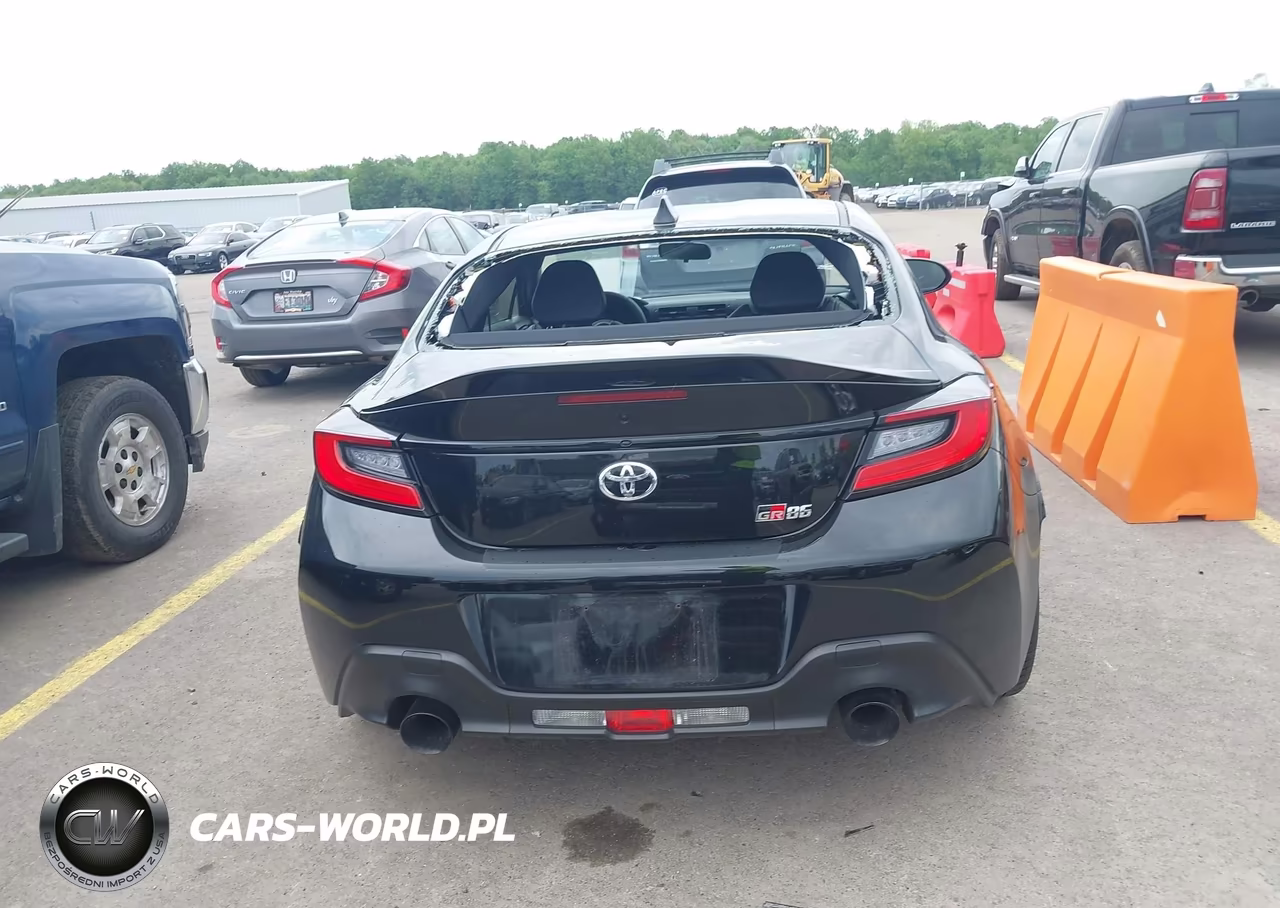 2025 Toyota Gr86 Premium VIN:JF1ZNBE15S9753470 - 16