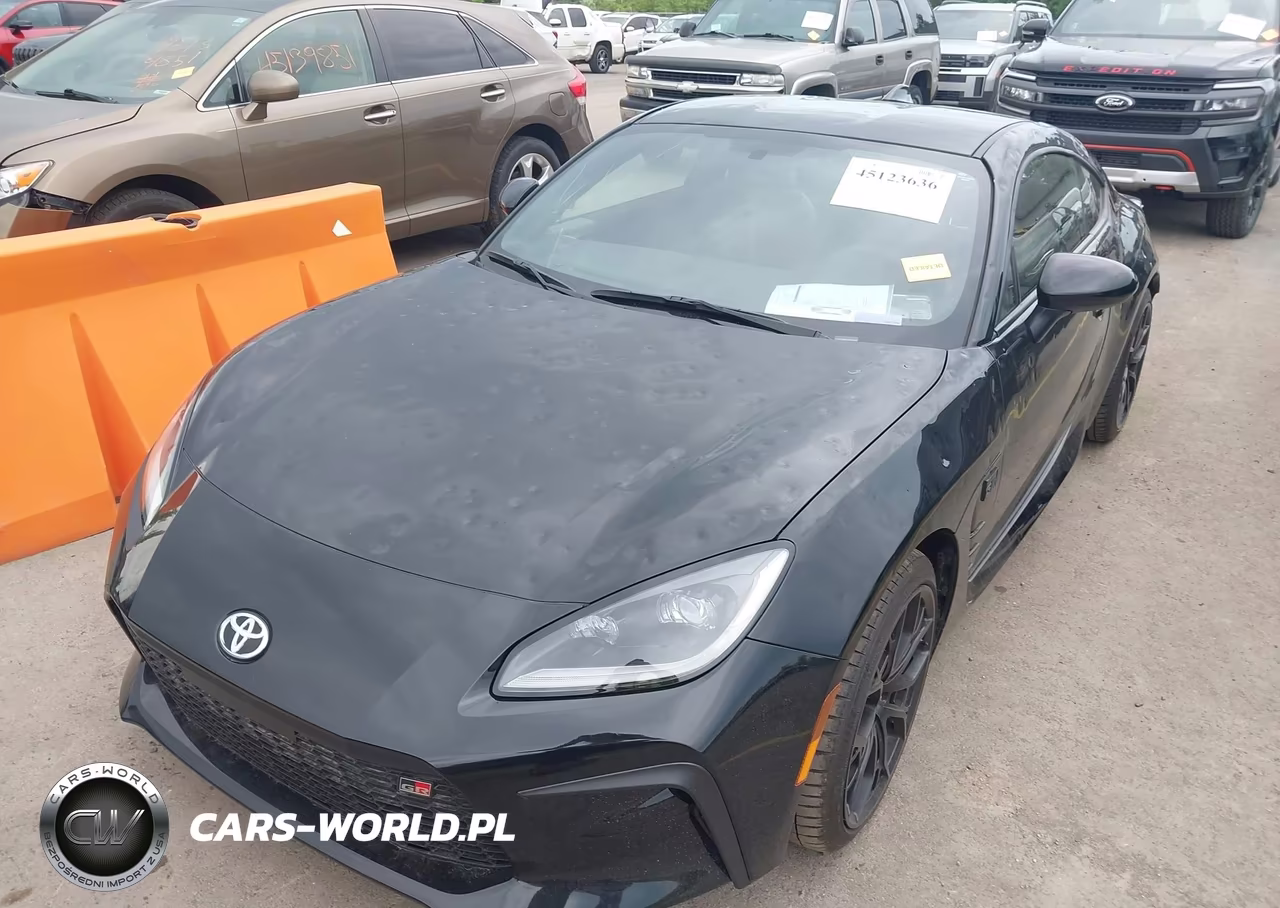 2025 Toyota Gr86 Premium VIN:JF1ZNBE15S9753470 - 6