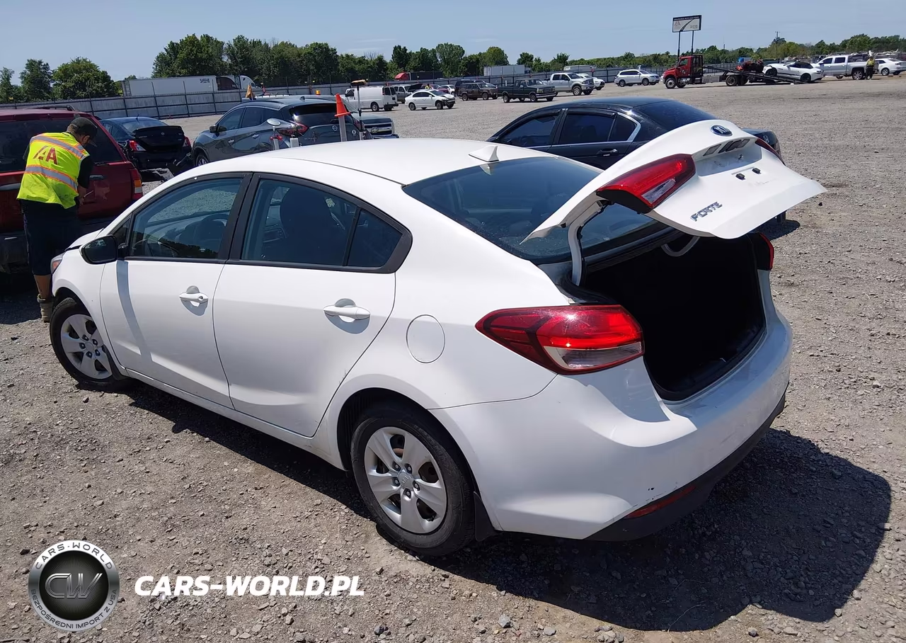 2017 Kia Forte Lx VIN:3KPFK4A70HE151639 - 3
