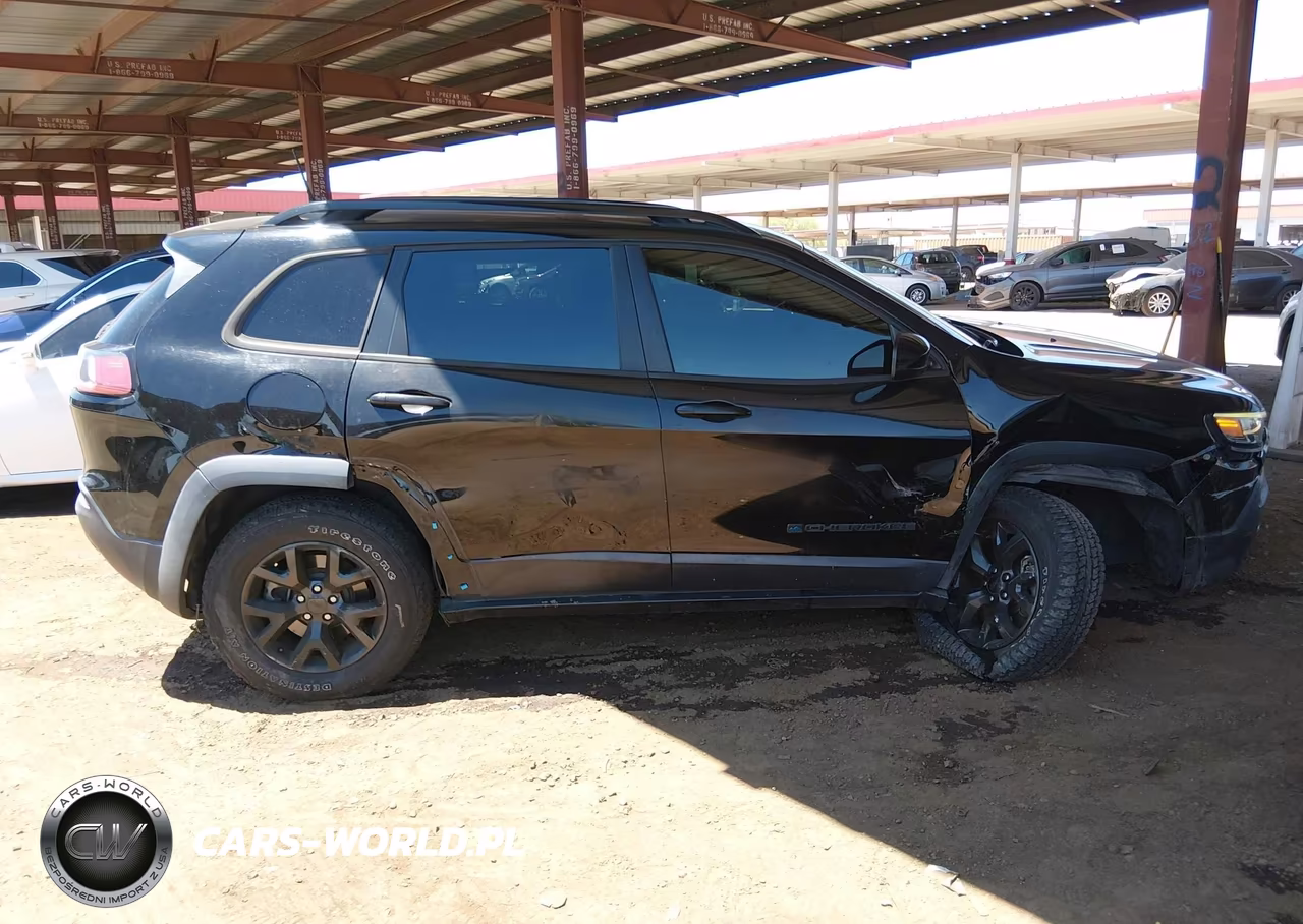 2019 Jeep Cherokee Upland 4X4 VIN:1C4PJMCX9KD453461 - 12
