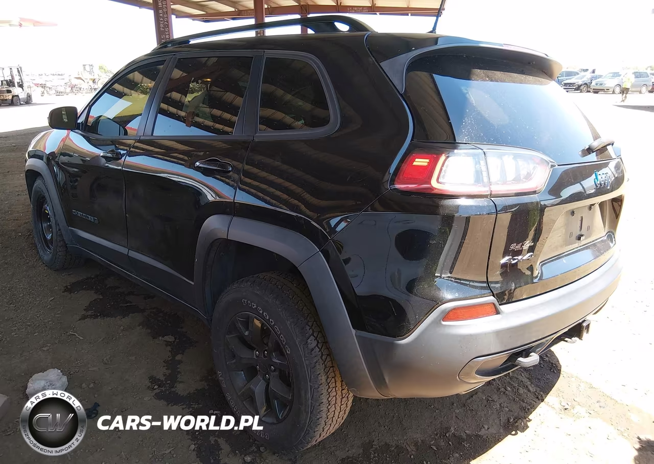 2019 Jeep Cherokee Upland 4X4 VIN:1C4PJMCX9KD453461 - 3