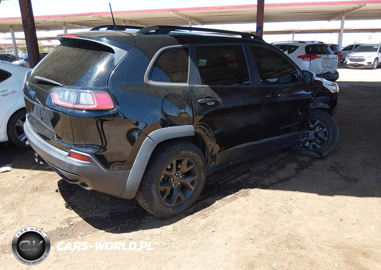 2019 Jeep Cherokee Upland 4X4 VIN:1C4PJMCX9KD453461 - 4