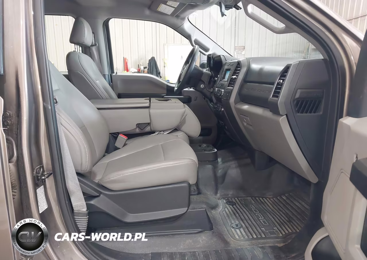 2019 Ford F-350 Xl VIN:1FD8W3B68KEF60760 - 5