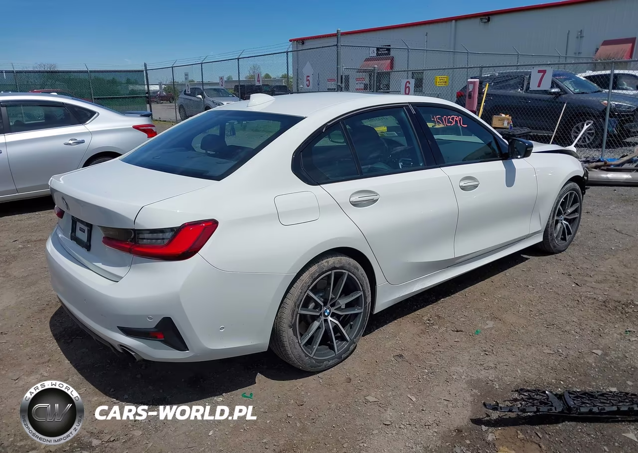 2020 BMW 330I xDrive VIN:3MW5R7J09L8B33561 - 4