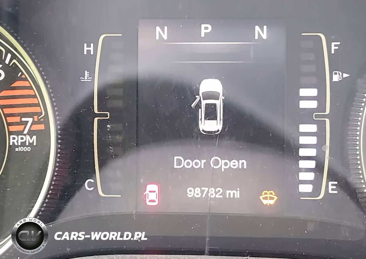 2018 Jeep Cherokee Latitude Plus Fwd VIN:1C4PJLLB1JD503802 - 15