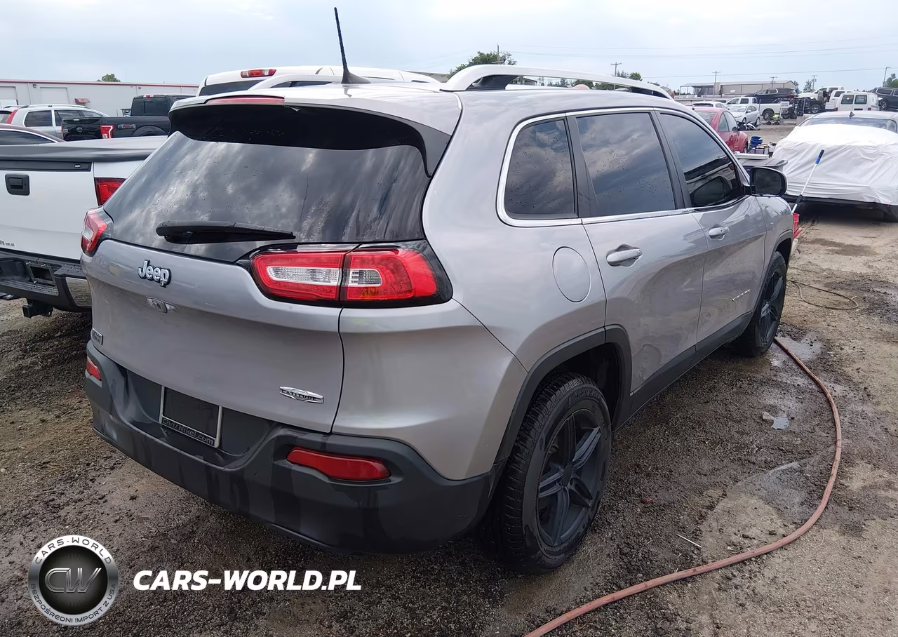 2018 Jeep Cherokee Latitude Plus Fwd VIN:1C4PJLLB1JD503802 - 4