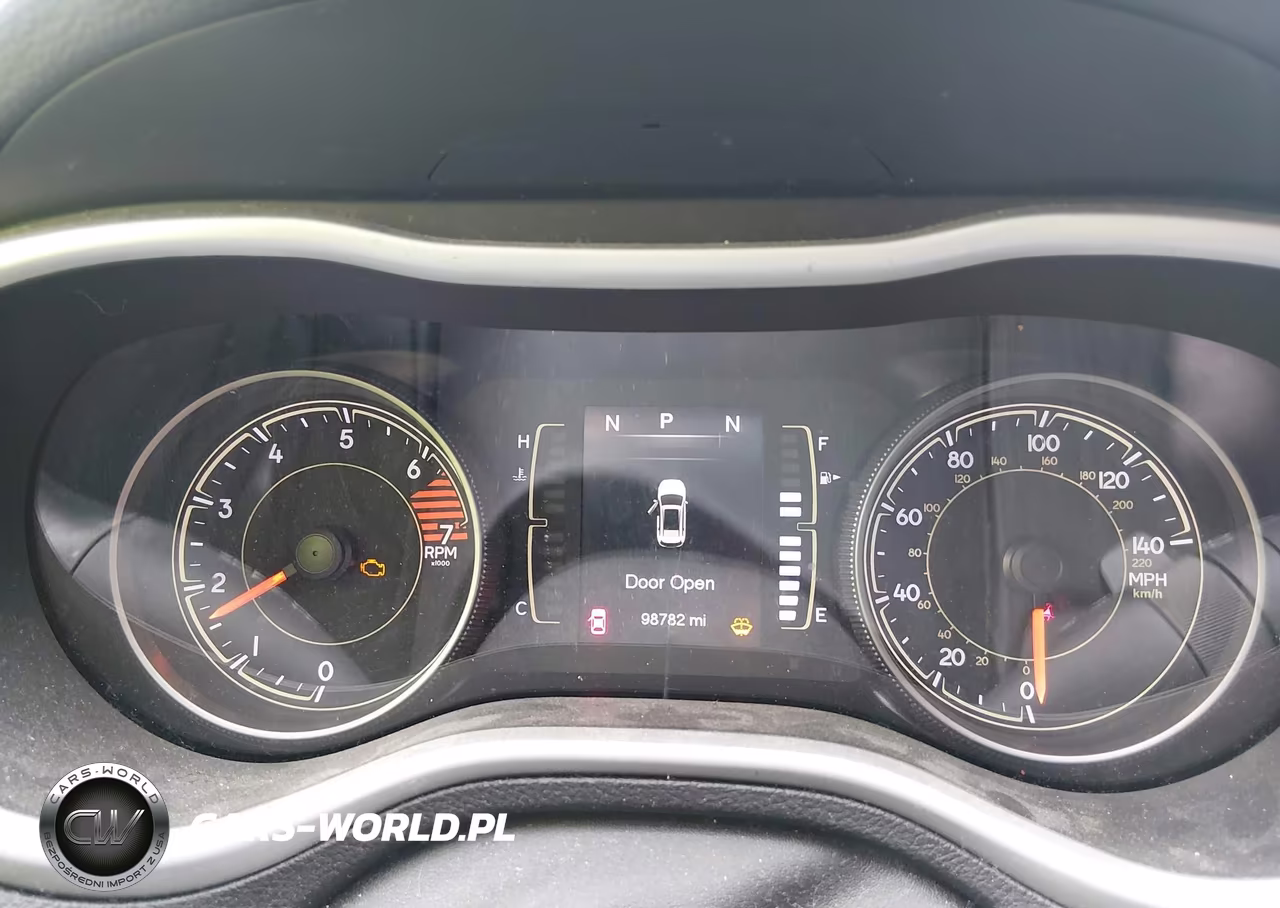 2018 Jeep Cherokee Latitude Plus Fwd VIN:1C4PJLLB1JD503802 - 7