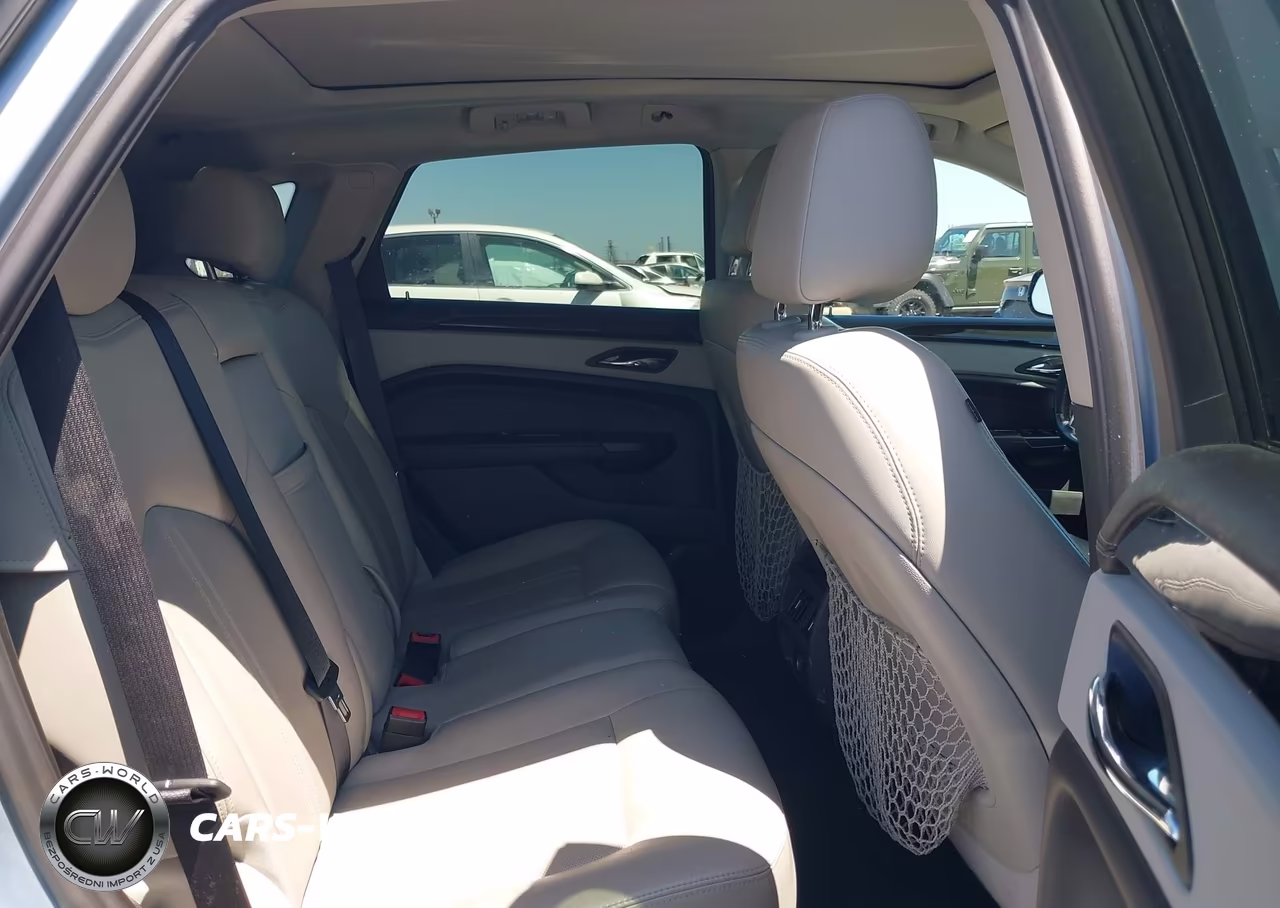 2013 Cadillac Srx Luxury Collection VIN:3GYFNCE31DS543625 - 8