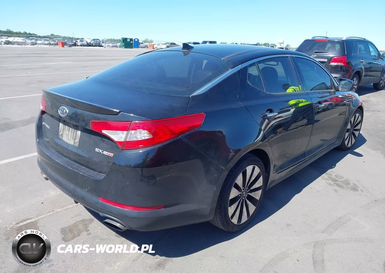2011 Kia Optima Sx VIN:KNAGR4A67B5157154 - 4