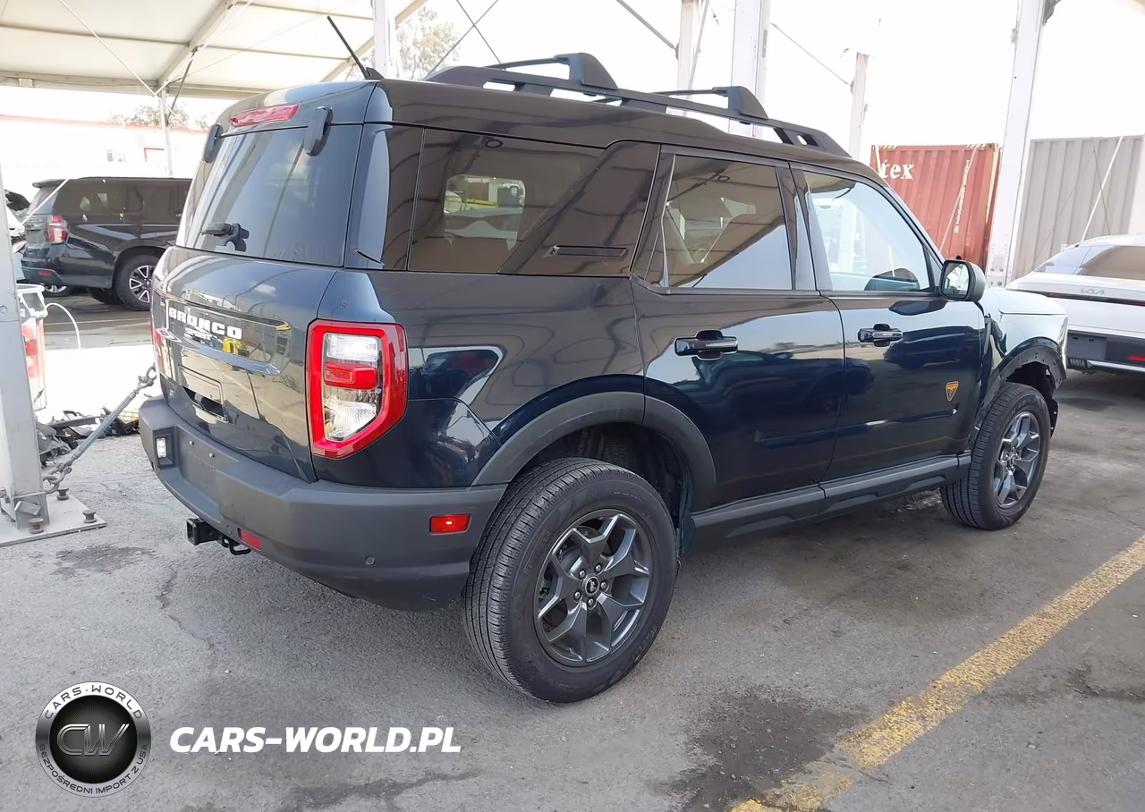 2021 Ford Bronco Sport Badlands VIN:3FMCR9D90MRA33274 - 4
