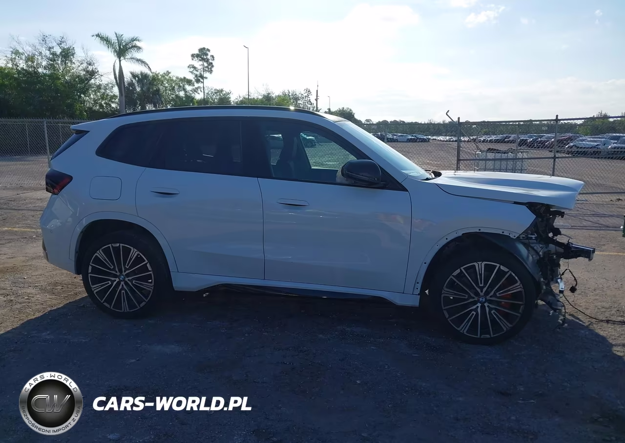 2026 BMW X1 xDrive28I VIN:WBX73EF05T5422740 - 14