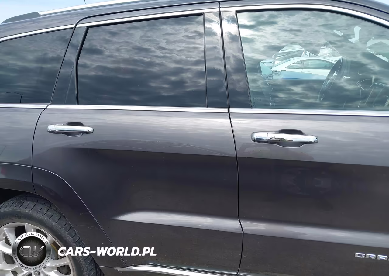 2015 Jeep Grand Cherokee Summit VIN:1C4RJEJG3FC681727 - 13