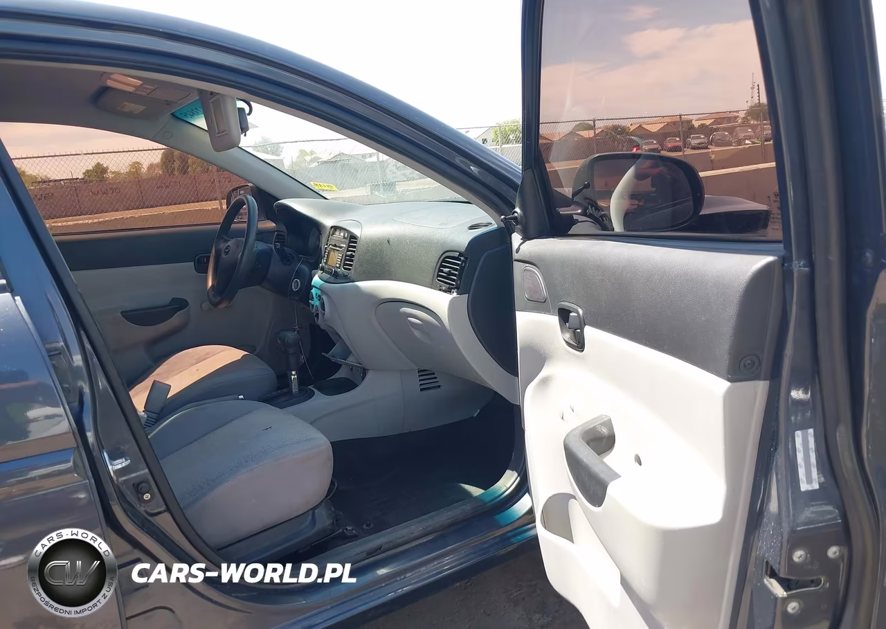 2011 Hyundai Accent Gls VIN:KMHCN4AC8BU592351 - 5