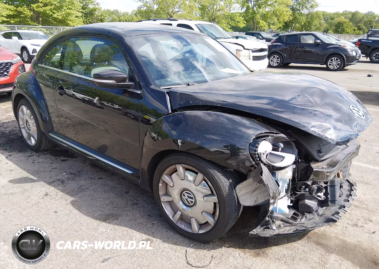 2018 Volkswagen Beetle 2.0T Se – zdjęcie 1 z 16