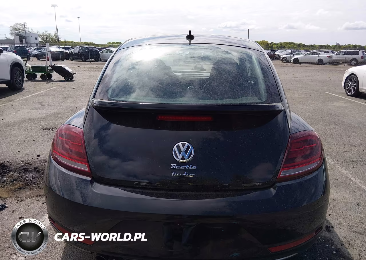 2018 Volkswagen Beetle 2.0T Se VIN:3VWJD7AT3JM714176 - 16