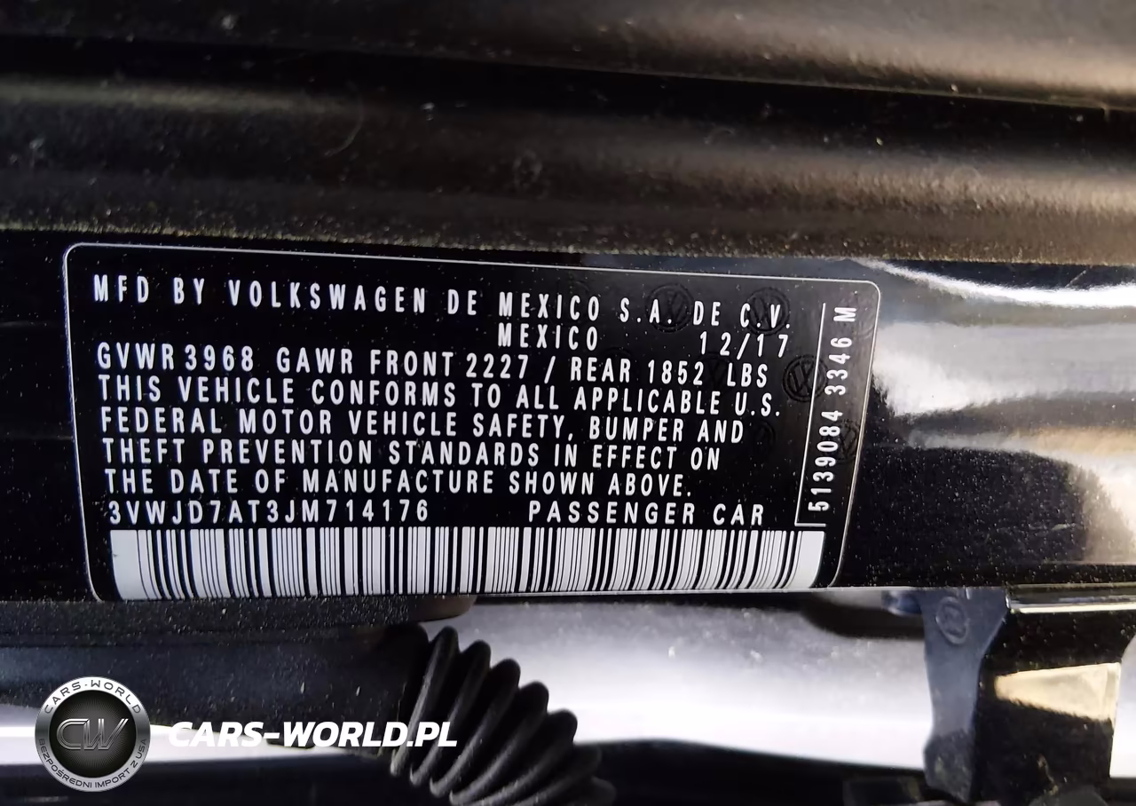 2018 Volkswagen Beetle 2.0T Se VIN:3VWJD7AT3JM714176 - 9