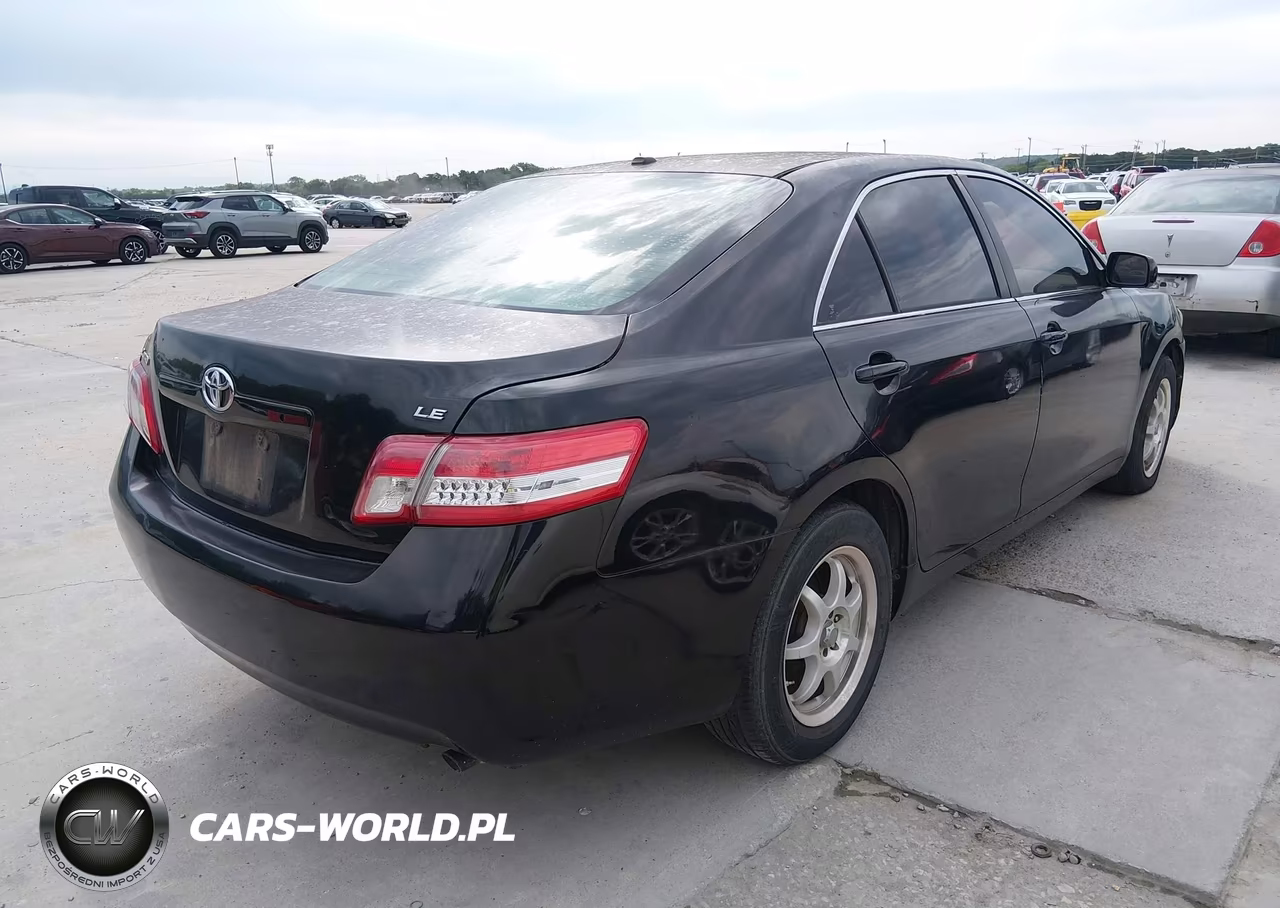 2010 Toyota Camry Le VIN:4T1BF3EKXAU095613 - 4