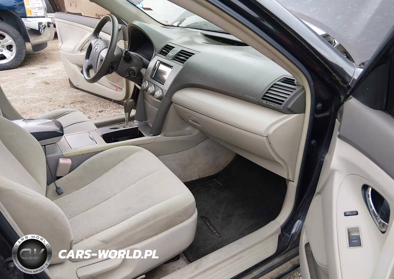 2010 Toyota Camry Le VIN:4T1BF3EKXAU095613 - 5