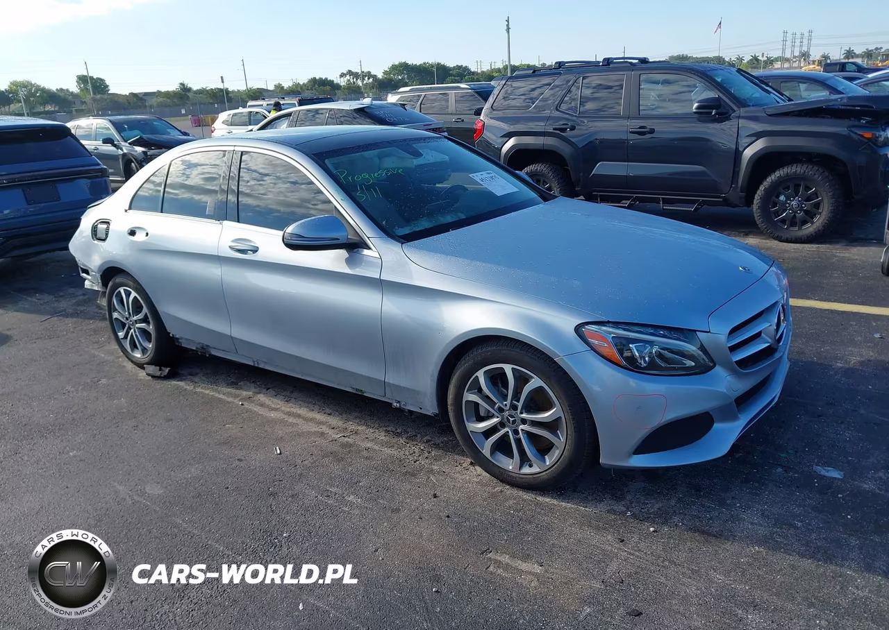 2018 Mercedes-Benz C 300 – zdjęcie 1 z 16