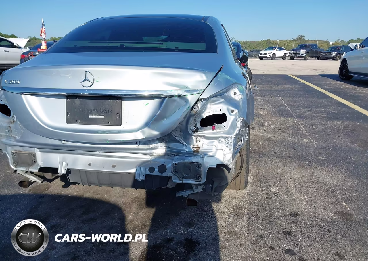 2018 Mercedes-Benz C 300 VIN:WDDWF4JB4JR407709 - 6