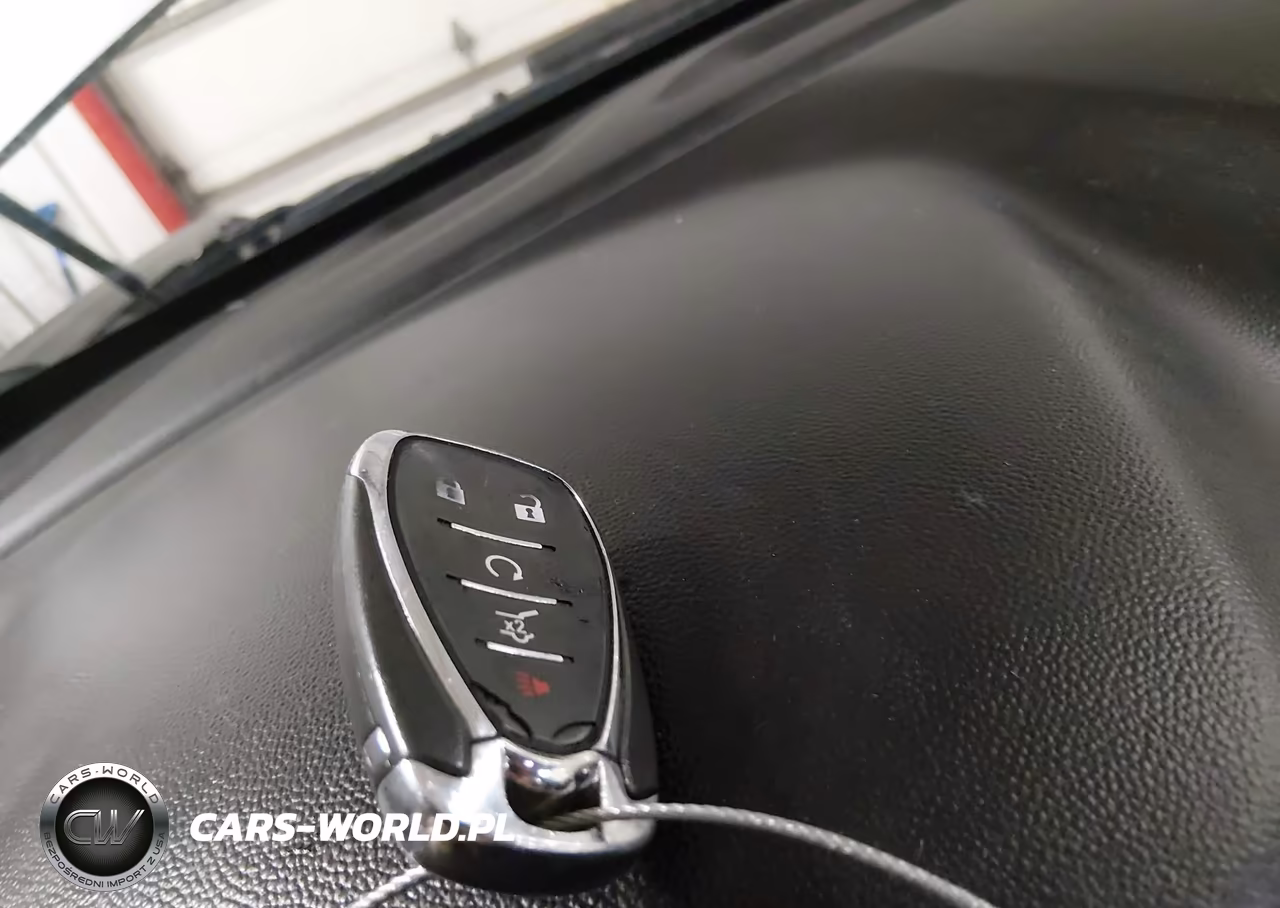 2018 Chevrolet Traverse Premier VIN:1GNEVJKW7JJ118869 - 11