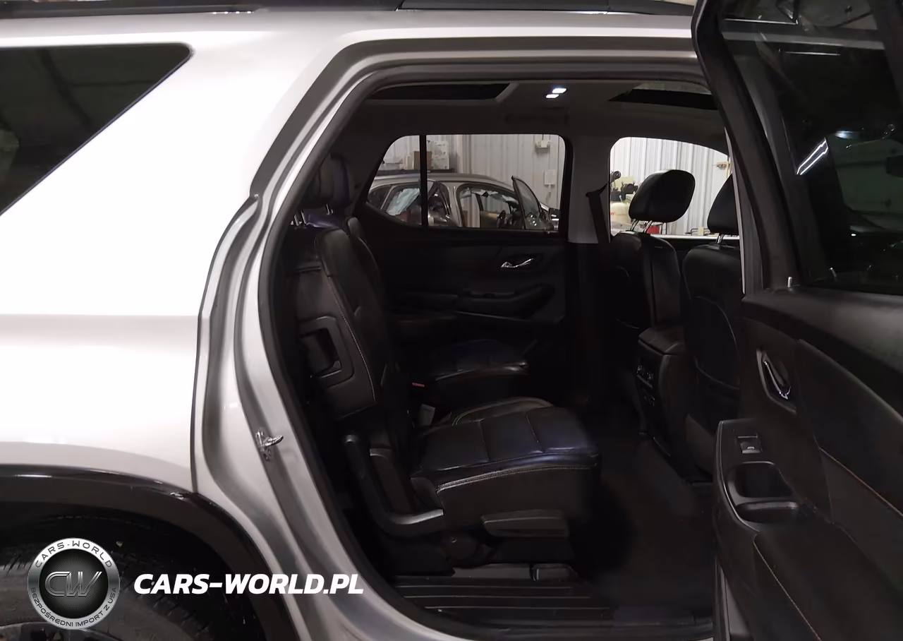 2018 Chevrolet Traverse Premier VIN:1GNEVJKW7JJ118869 - 8