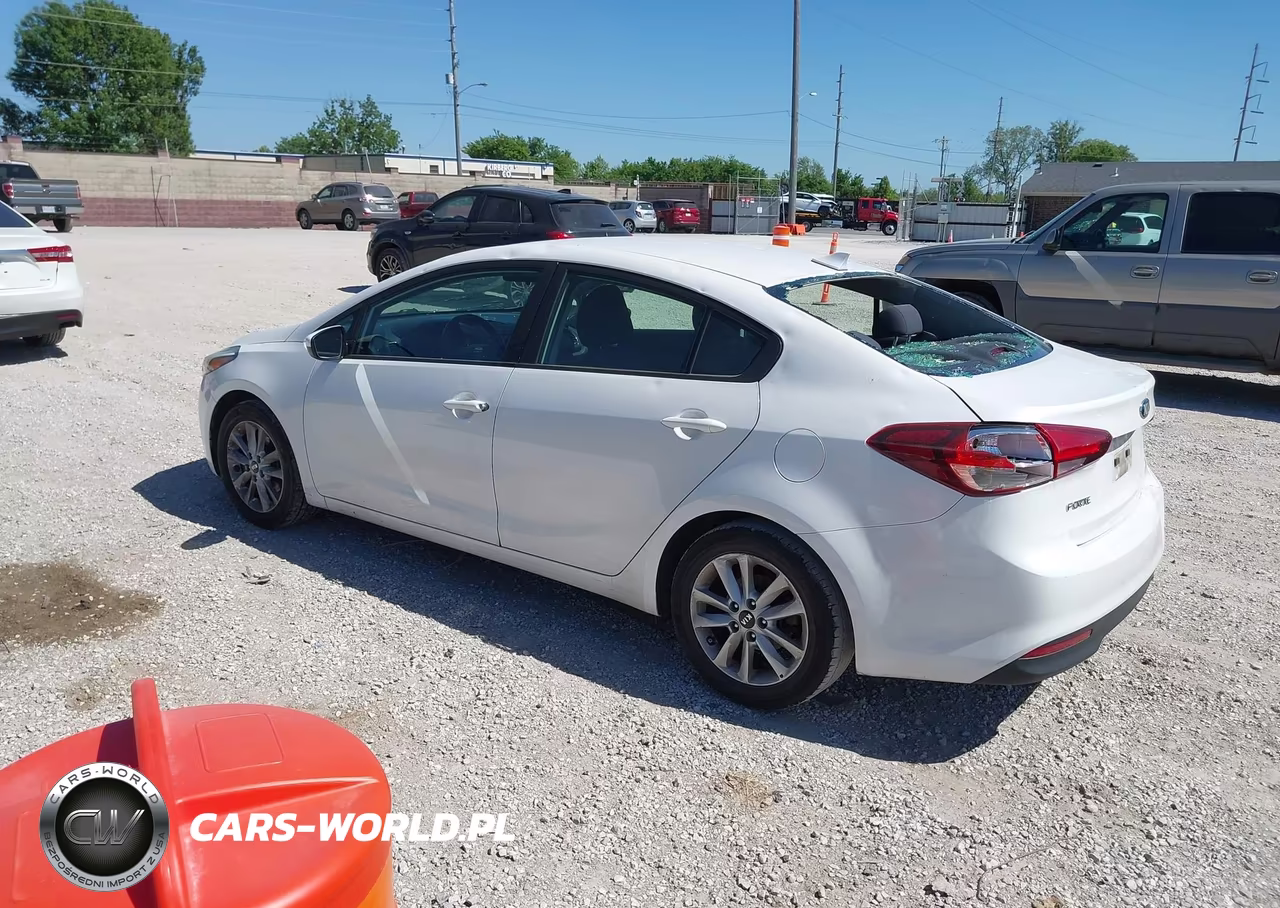 2017 Kia Forte Lx VIN:3KPFL4A73HE114761 - 3