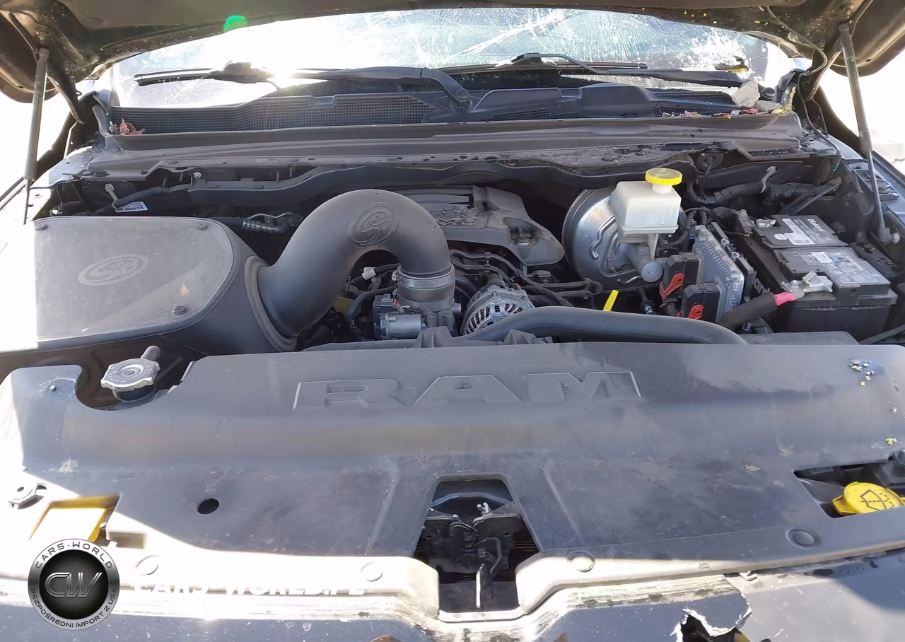 2021 Ram 1500 Laramie 4X2 5'7 Box VIN:1C6RREJT3MN835108 - 10