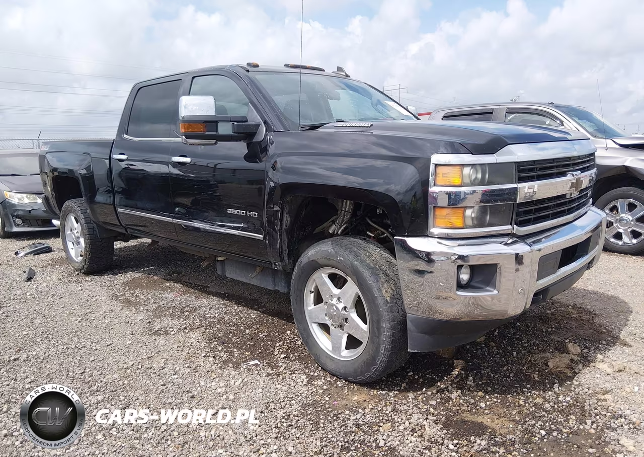 2015 Chevrolet Silverado 2500Hd Ltz – zdjęcie 1 z 17