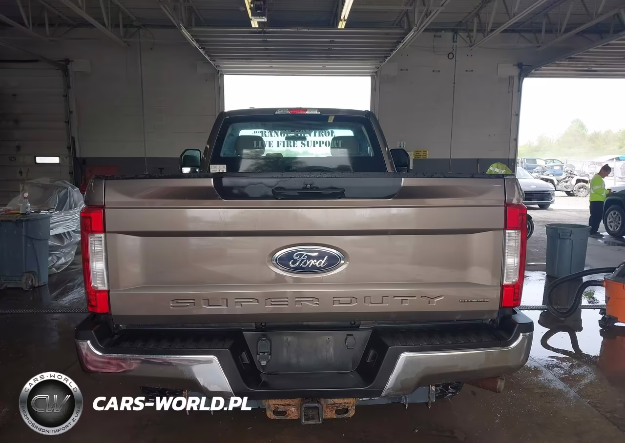 2019 Ford F-250 Xl VIN:1FTBF2B64KED43730 - 16