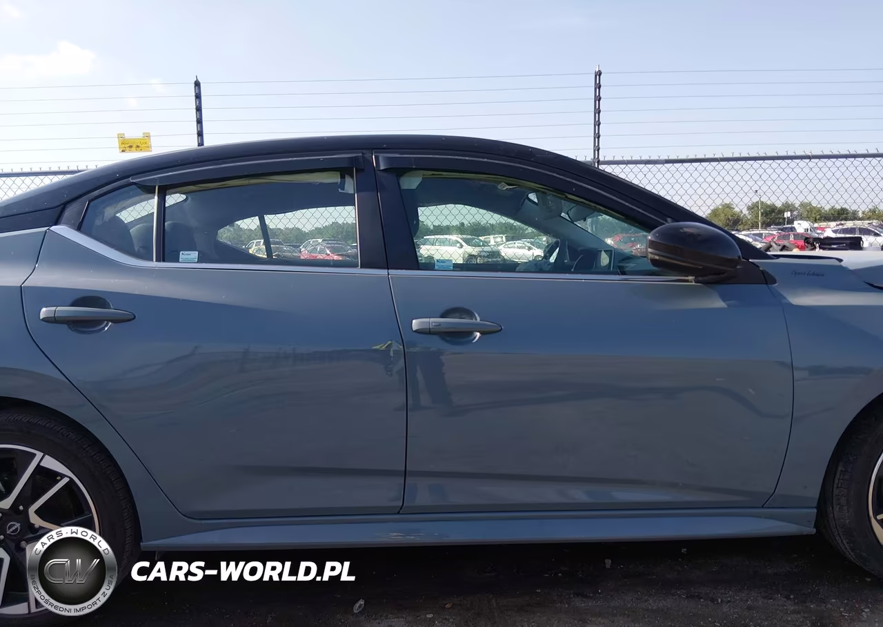 2025 Nissan Sentra Sr VIN:3N1AB8DV0SY229888 - 13