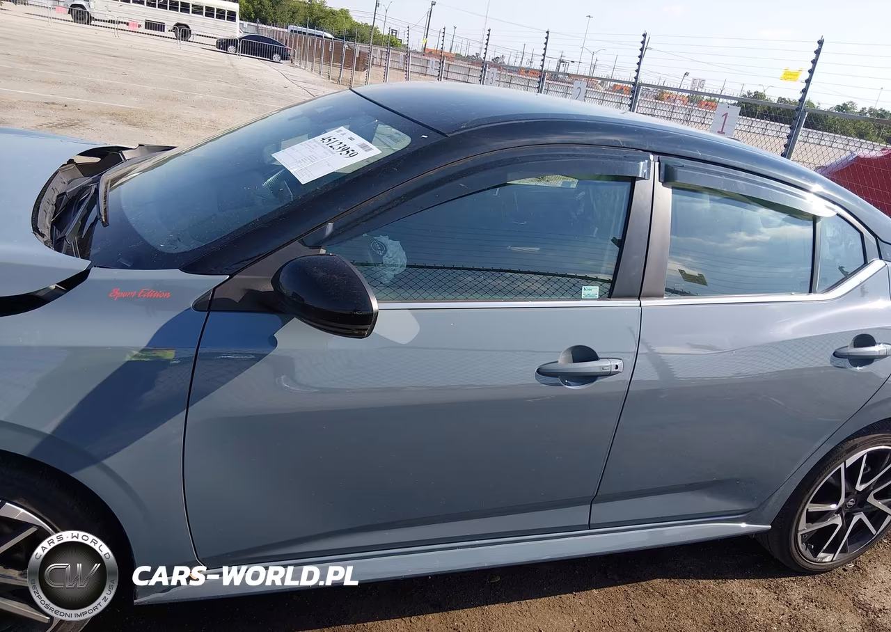 2025 Nissan Sentra Sr VIN:3N1AB8DV0SY229888 - 14