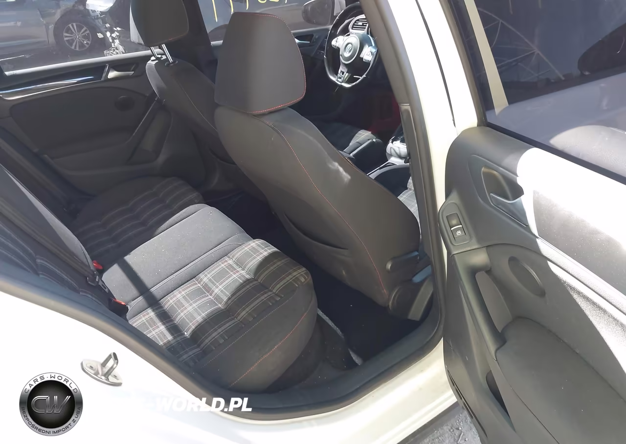 2012 Volkswagen Gti 4-Door VIN:WVWHV7AJ9CW271404 - 8