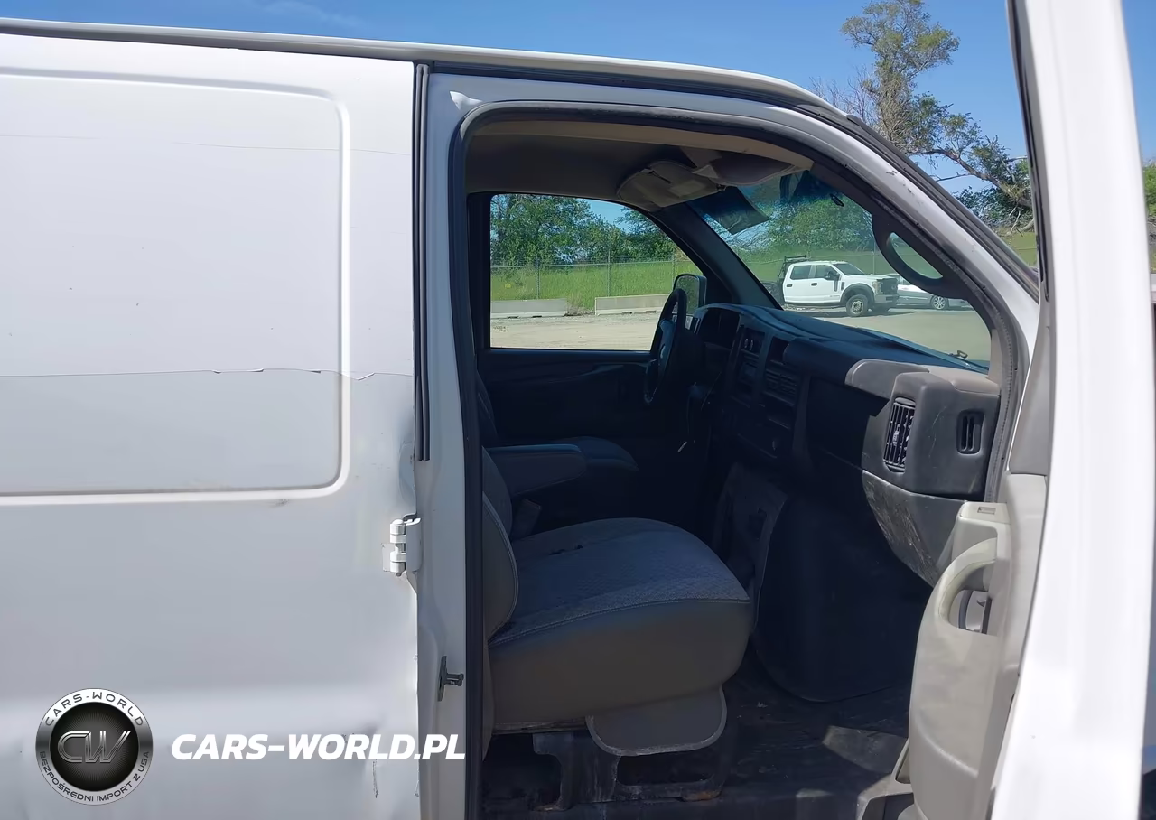 2015 Chevrolet Express 3500 Work Van VIN:1GCZGUCF6F1199388 - 5