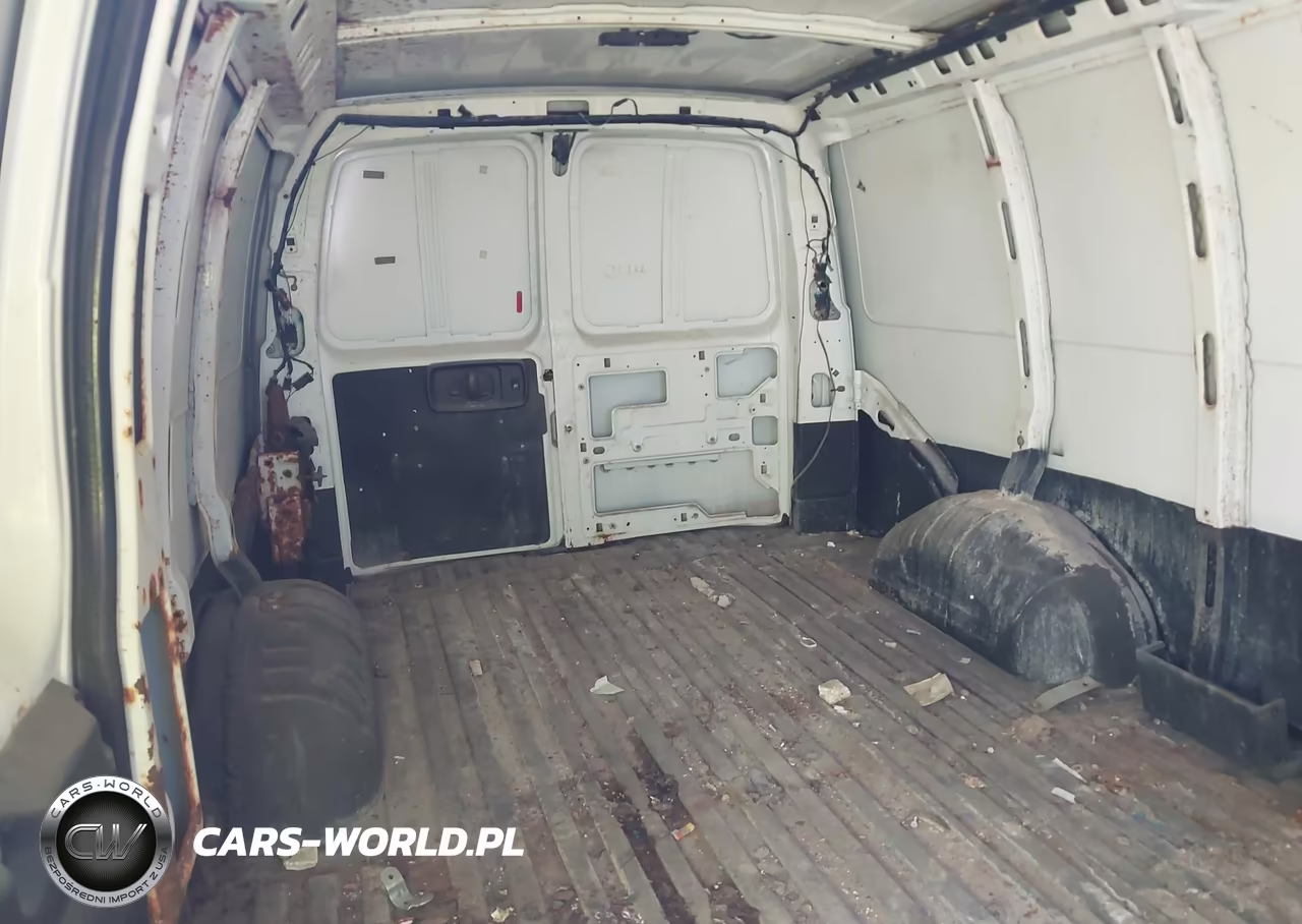 2015 Chevrolet Express 3500 Work Van VIN:1GCZGUCF6F1199388 - 8
