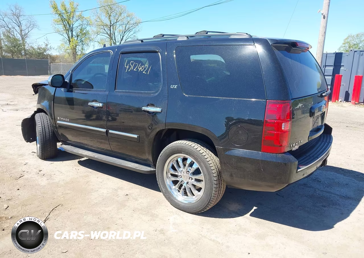 2007 Chevrolet Tahoe Ltz VIN:1GNFK13017J330764 - 3