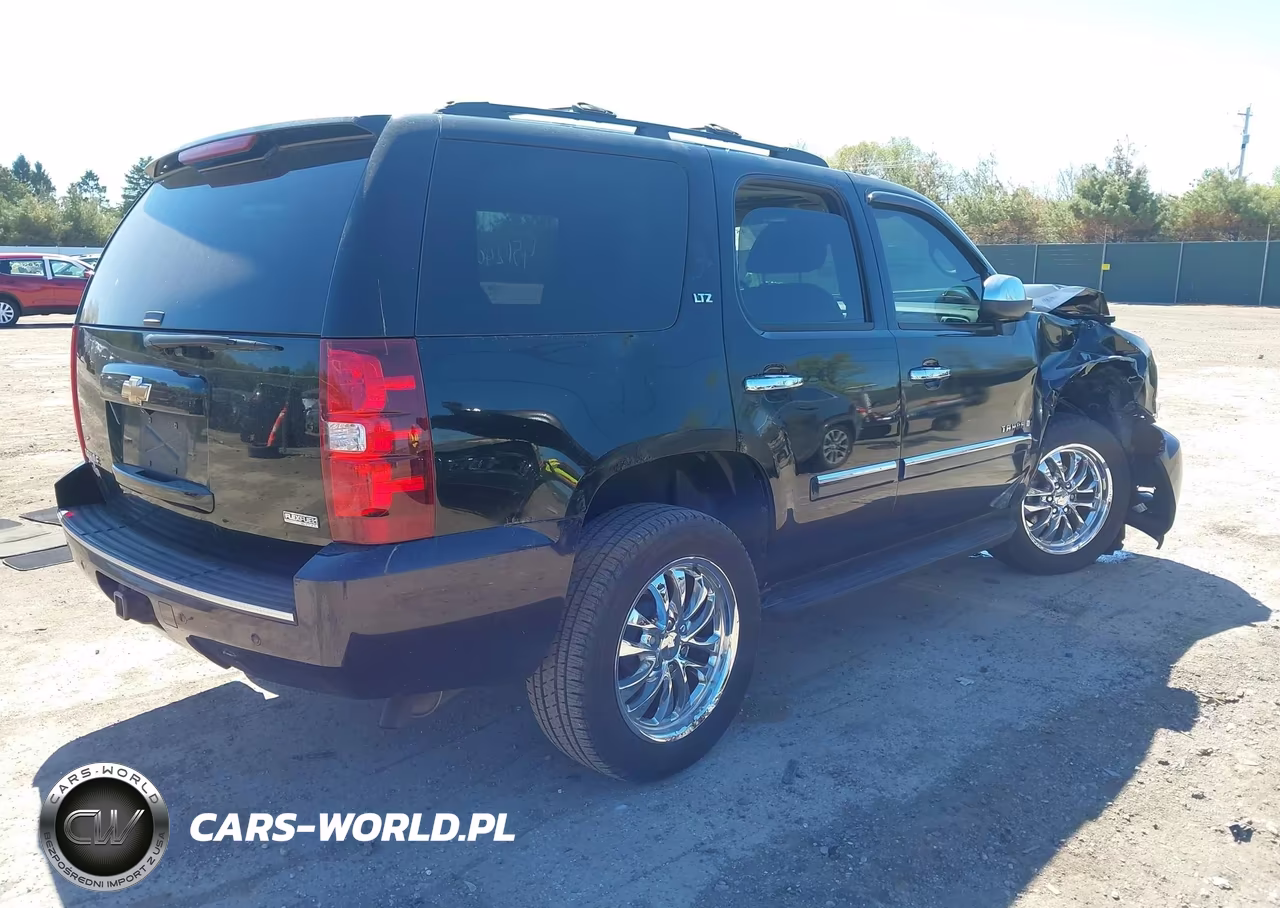 2007 Chevrolet Tahoe Ltz VIN:1GNFK13017J330764 - 4