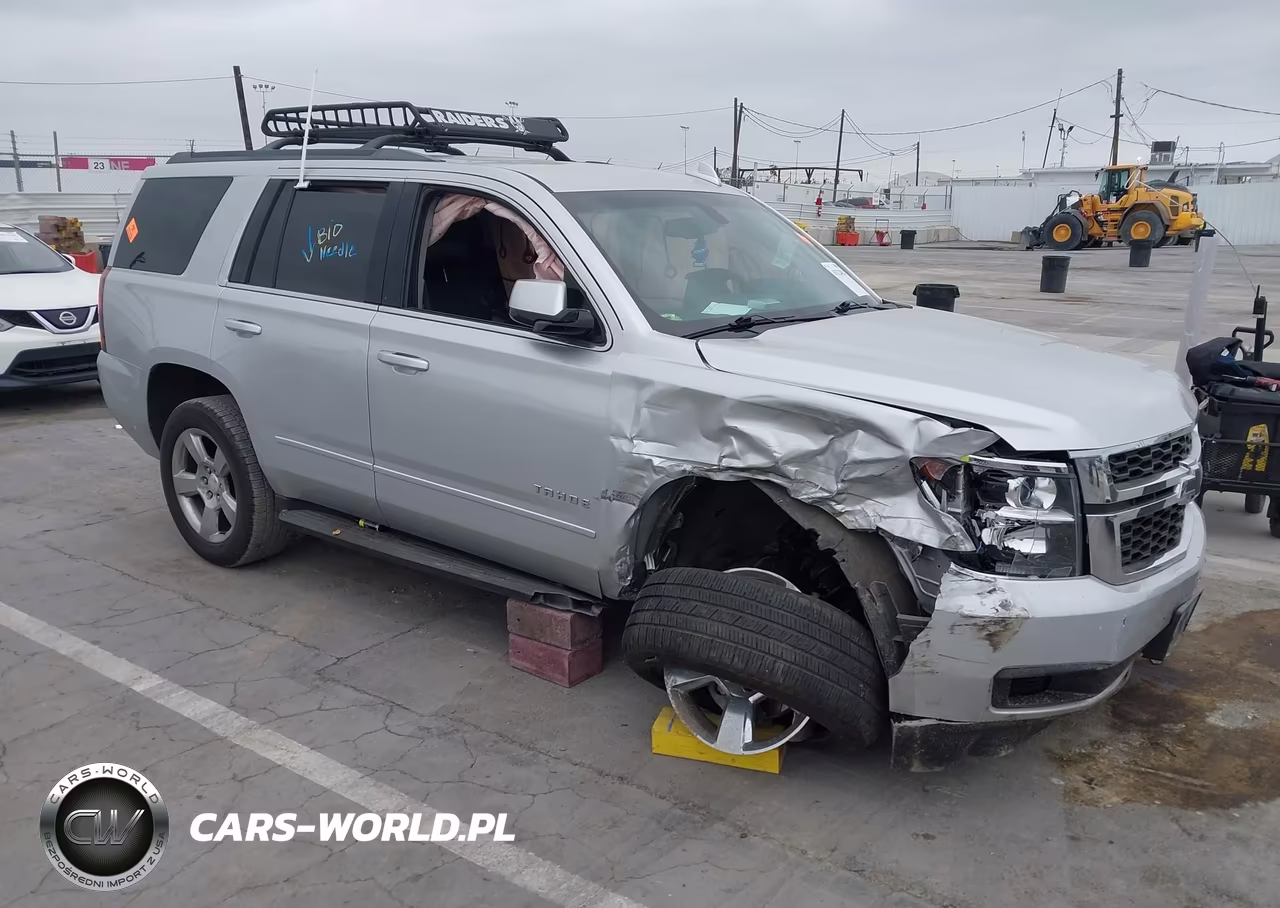 2017 Chevrolet Tahoe Ls – zdjęcie 1 z 17