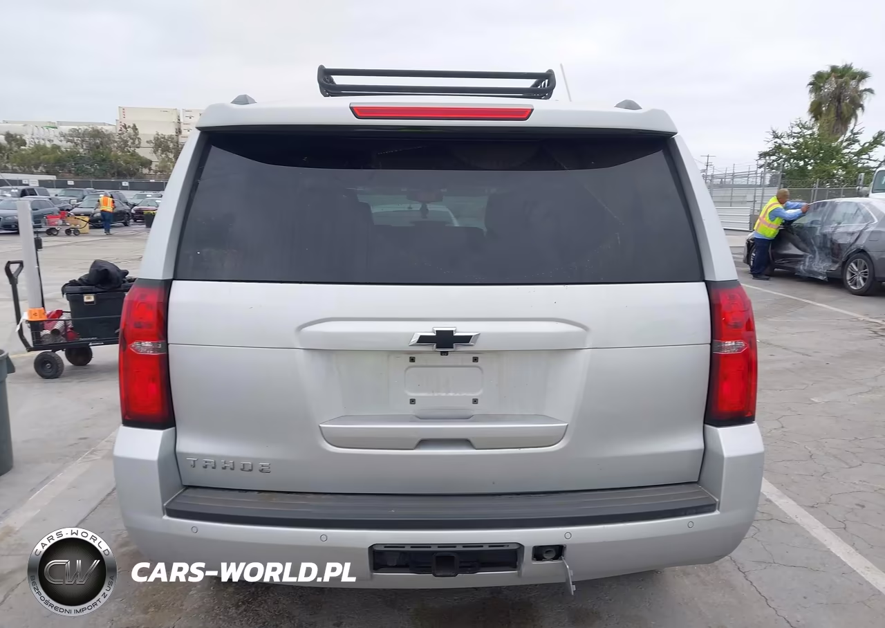 2017 Chevrolet Tahoe Ls VIN:1GNSCAKC9HR151057 - 16